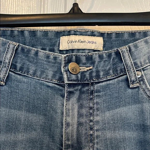 Men’s Calvin Klein Straight Leg Jeans - Picture 4 of 10